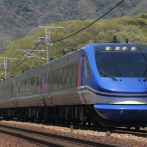 スーパーはくと