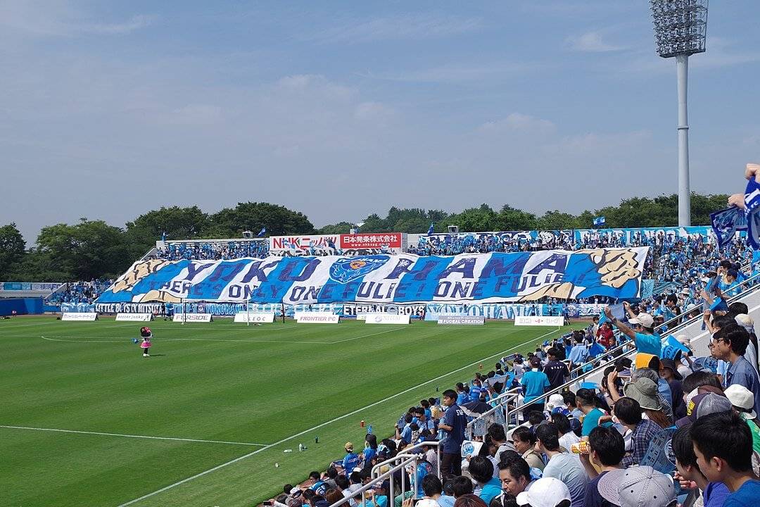 横浜FC　スタンド